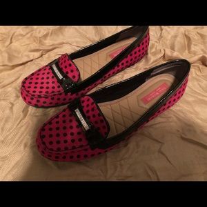 New Isaac Mizrahi flats